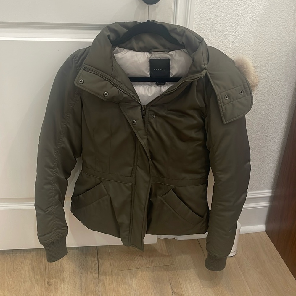 Theory Puffer Jacket
